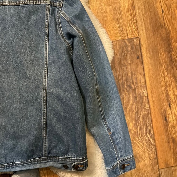Old Navy Denim Sherpa Lined Size Medium Jean Jacket Coat Button Womens Pockets‎ - Picture 12 of 12
